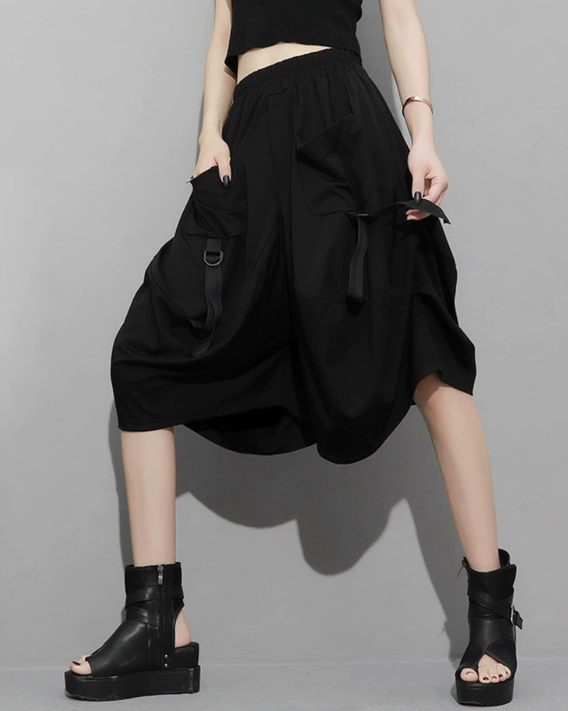 Gothic Dark Style Loose Cargo Bubble Skirt Shorts