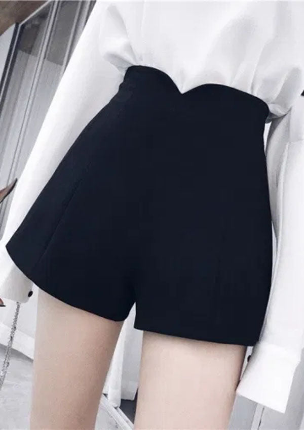 BASIC Black Shorts