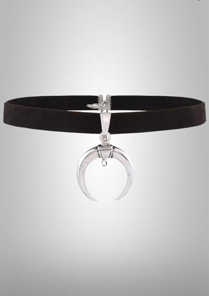 Moon Choker,Choker necklace，Black choker,Lace choker,Velvet choker,Leather choker,Gothic choker,Pearl choker,Diamond choker,Gold choker,Silver choker,Chain choker,Layered choker,Boho choker,Statement choker,Pendant choker,Tattoo choker,Colored choker,Personalized choker,Vintage choker,Bridal choker.